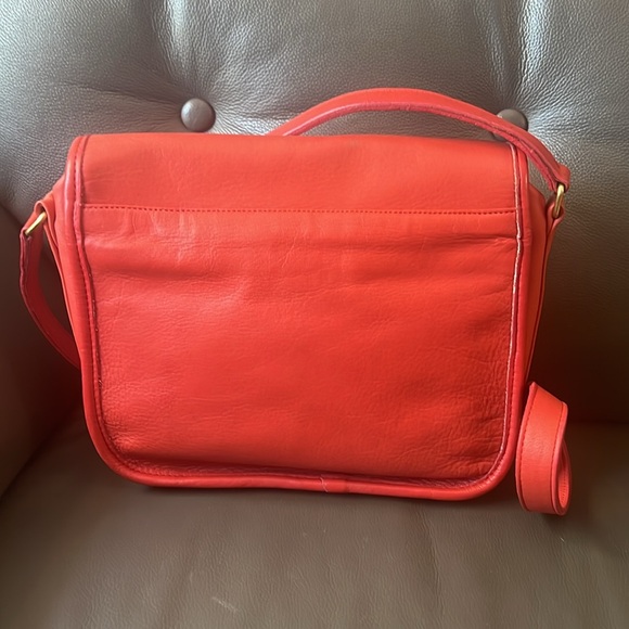 Vintage Coach Red Tailored Pouch # 4110 LightWeights Collection no hangtag - Picture 2 of 16